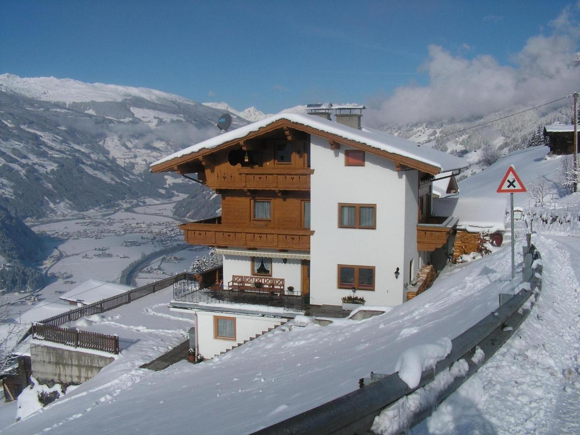 Apartment In Hippach Im Zillertal In The Mountains Muhlen (Tyrol) Exterior foto